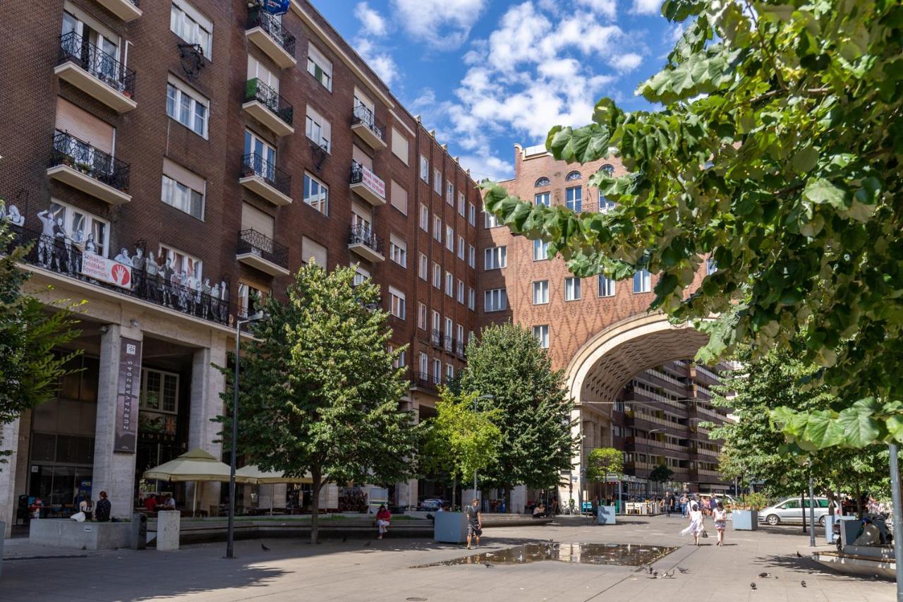 The Palm Springs Apartment Budapest Exterior photo